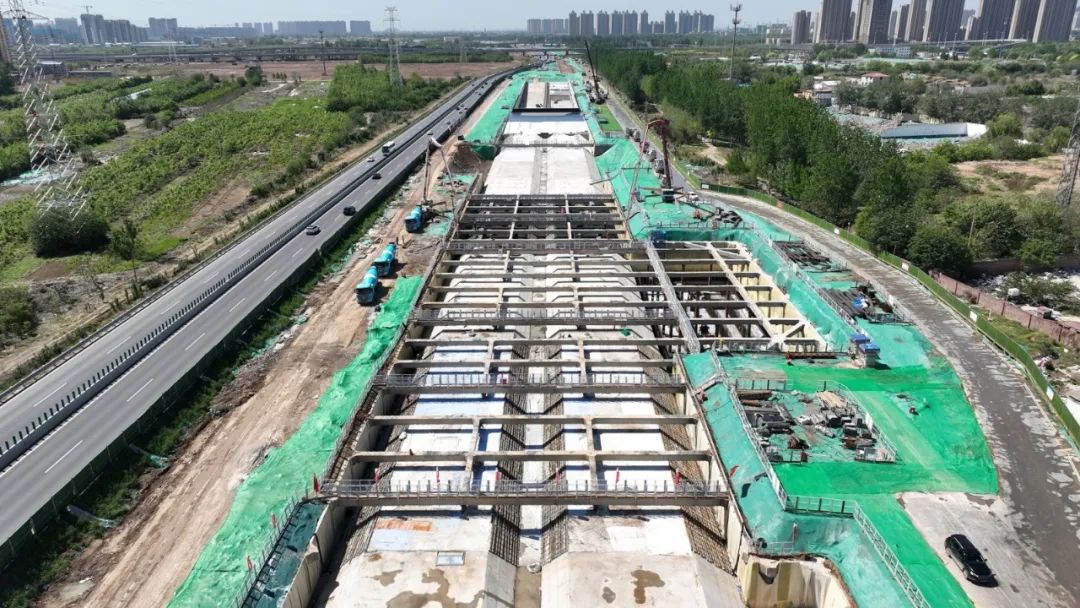 ʯ��ׯ������Ŀ�ڵ���Ƭ